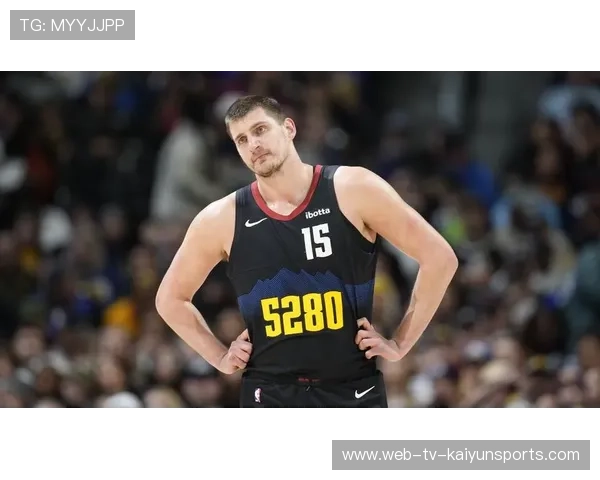 活塞夹击到位，约基奇出球困难